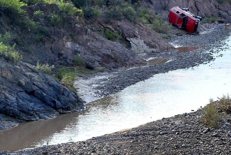 Suman 10 víctimas por la corriente del Río Cabullona