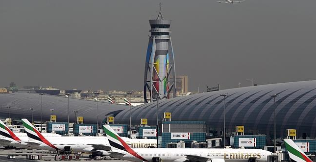Dubai busca ser el aeropuerto con mayor tráfico en el mundo Dubai busca ser el aeropuerto con mayor tráfico en el mundo