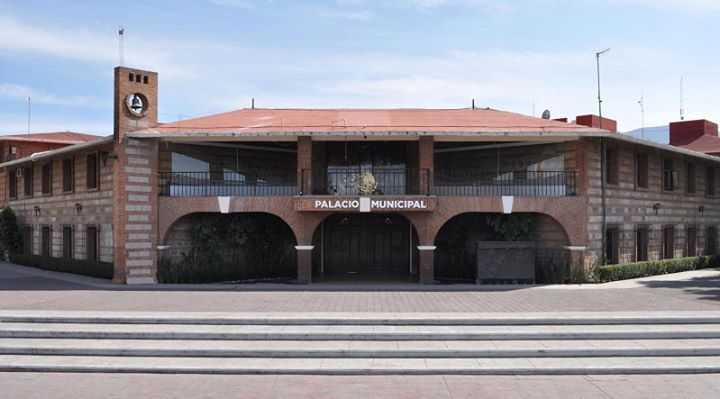 Aseguran a servidores públicos de Coacalco por presunto cohecho