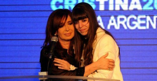 Internan a hija de Cristina Fernández