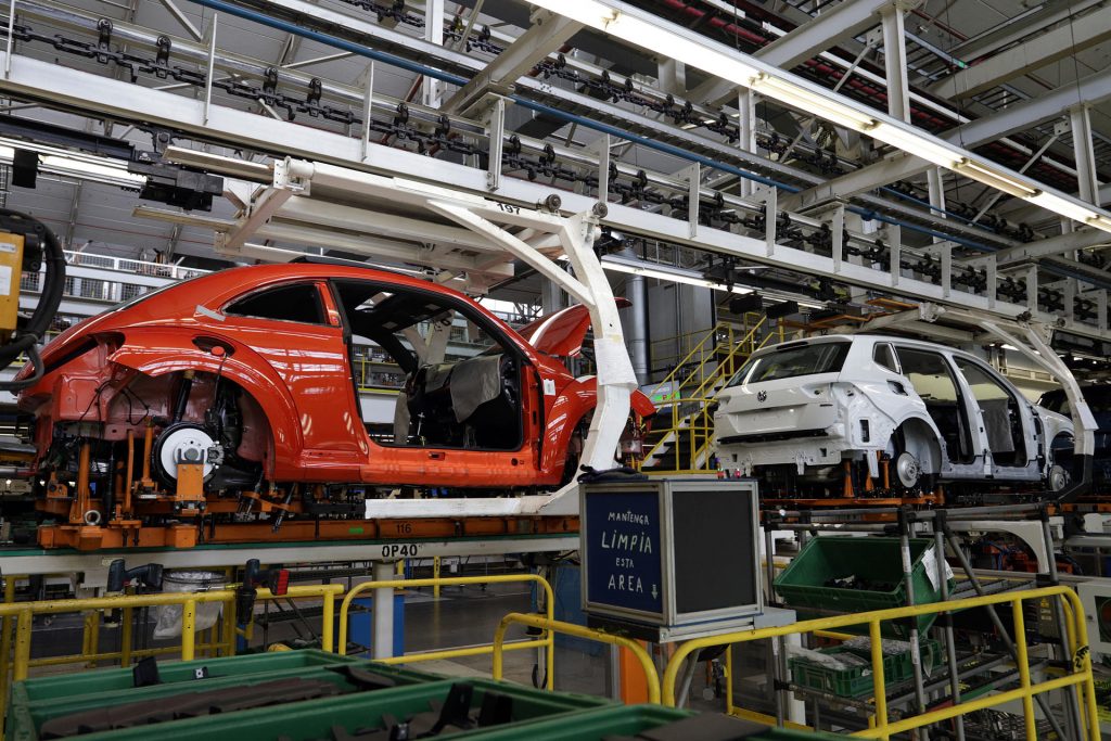 Autopartes mexicanas tendrán cero aranceles de EE.UU., confirma Sheinbaum