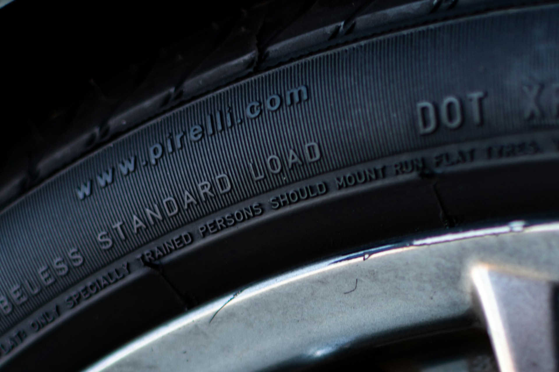 Trabajadores alistan queja laboral contra Pirelli en Guanajuato