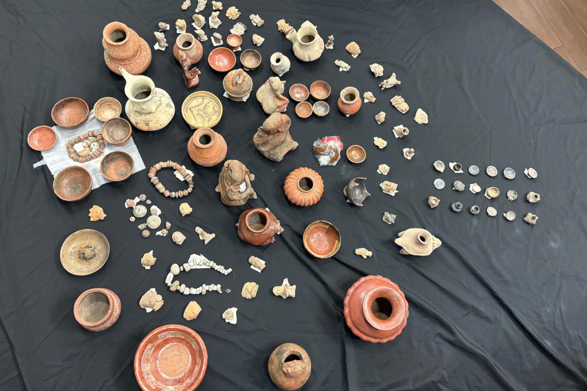 SRE recupera en EE.UU. 182 piezas arqueológicas