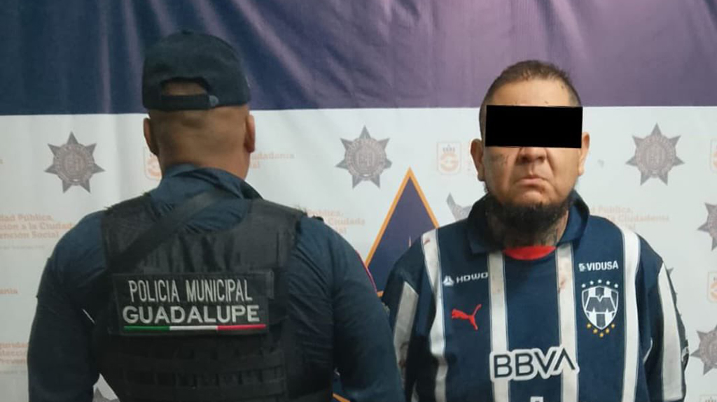 Cantante ‘Millonario’ irrumpe en casa ajena de NL al ritmo de rap; fue detenido