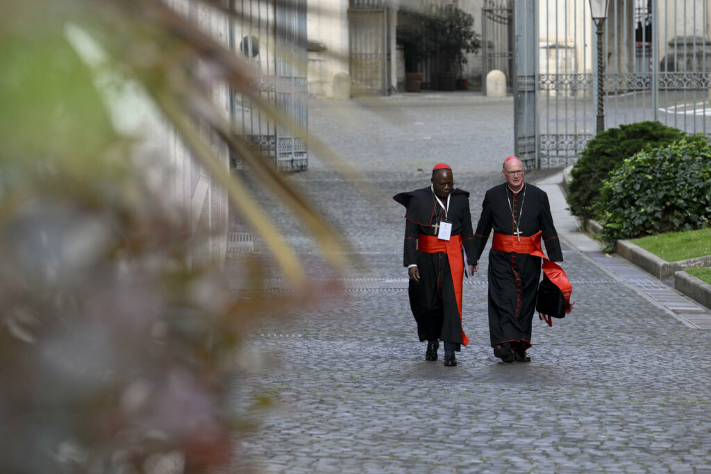 Cardenales se preparan “en armonía” para el cónclave a menos de una semana del inicio
