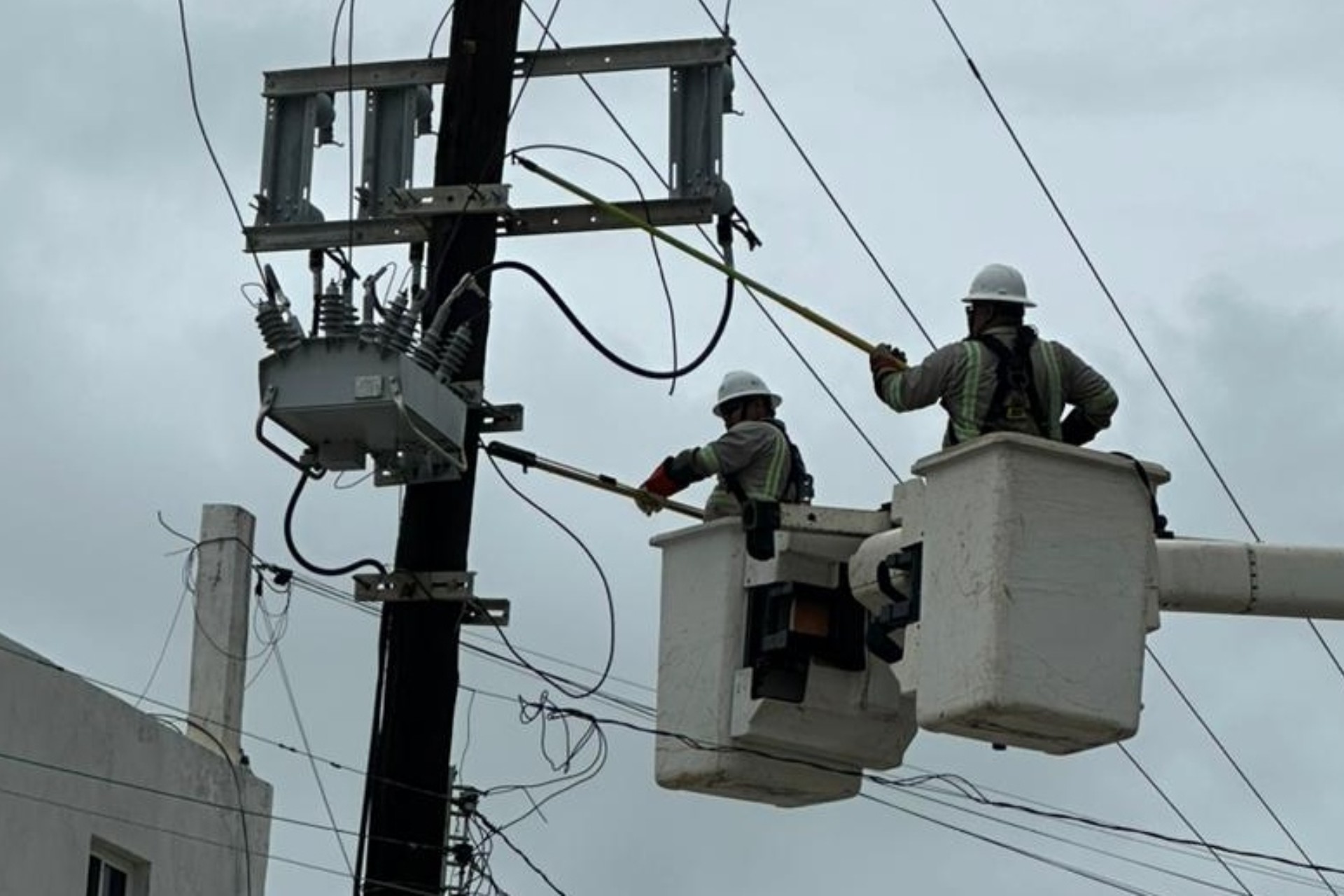 CFE y Sindicato acuerdan incremento salarial del 5.10%