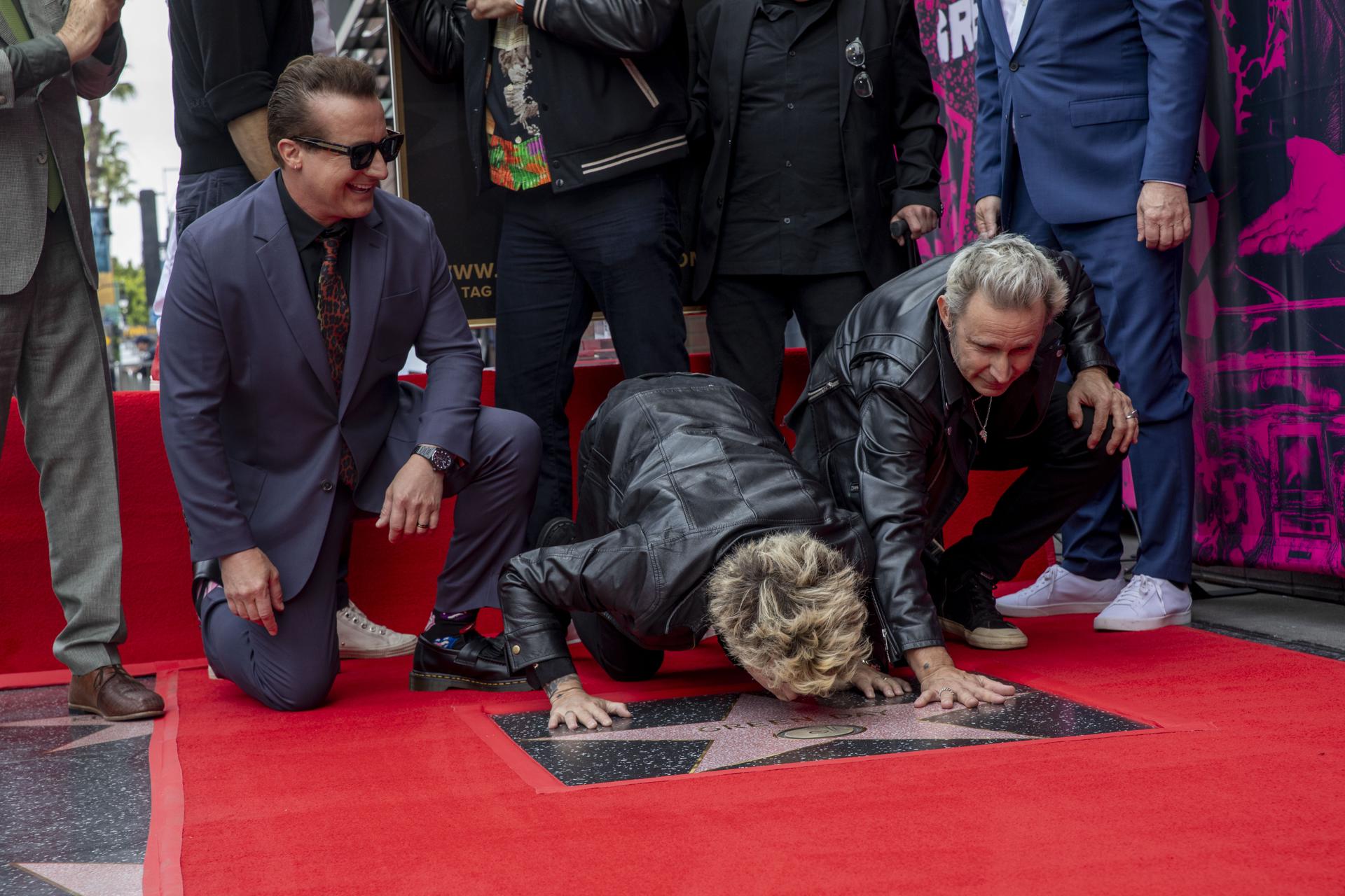 Green Day recibe su estrella en el Paseo de la Fama de Hollywood