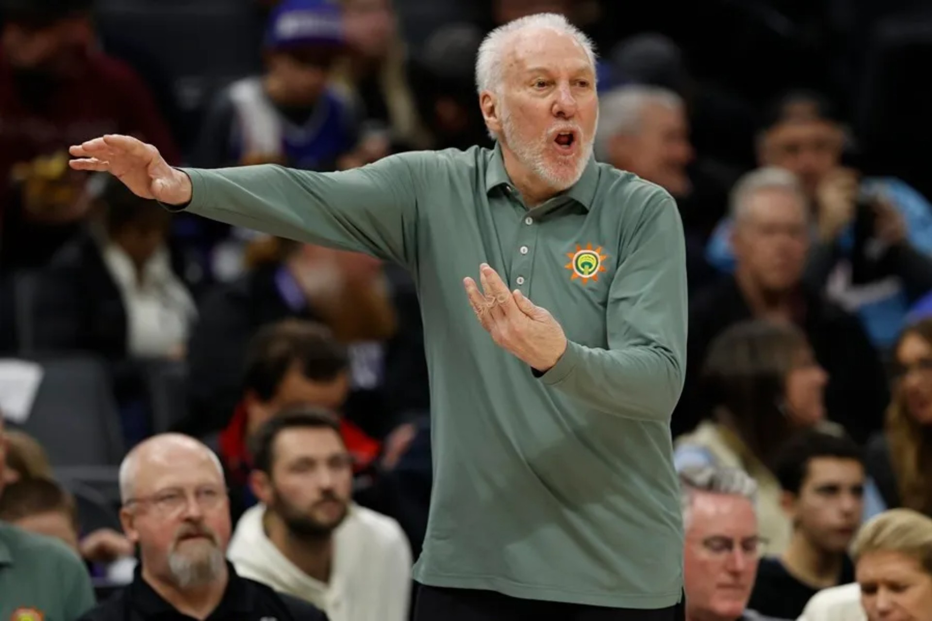 Gregg Popovich deja el banquillo de los Spurs tras 29 temporadas y 5 anillos Gregg Popovich deja el banquillo de los Spurs tras 29 temporadas y 5 anillos